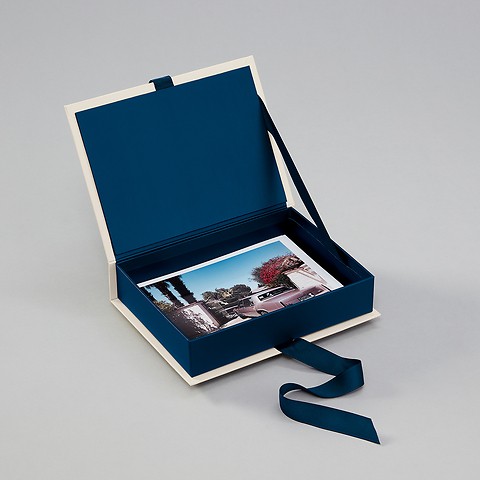 Kleine Fotobox mit Einschubfenster